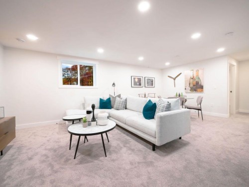 1349 Lake Sylvan Drive Se, Calgary, AB - Indoor