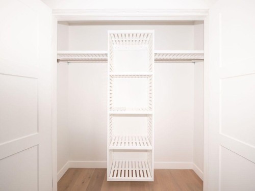 1349 Lake Sylvan Drive Se, Calgary, AB - Indoor