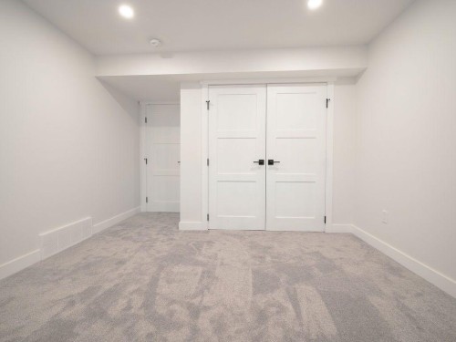 1349 Lake Sylvan Drive Se, Calgary, AB - Indoor Photo Showing Other Room
