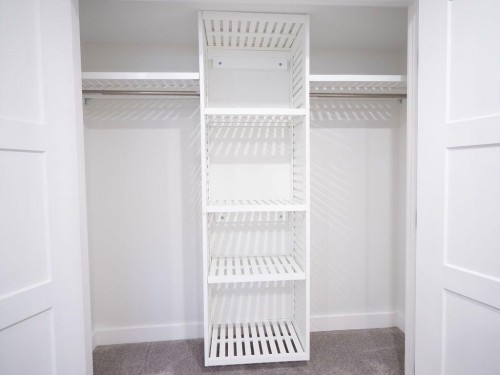 1349 Lake Sylvan Drive Se, Calgary, AB - Indoor With Storage