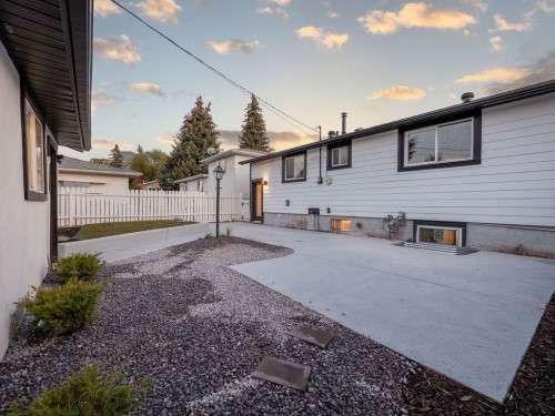 1349 Lake Sylvan Drive Se, Calgary, AB - Outdoor With Exterior