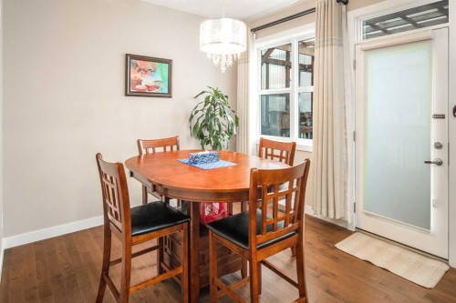 767 Shawnee Drive Sw, Calgary, AB - Indoor Photo Showing Dining Room