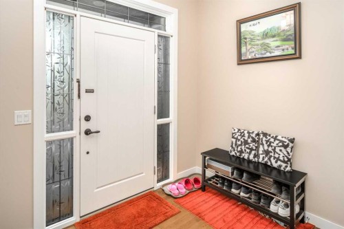 767 Shawnee Drive Sw, Calgary, AB - Indoor Photo Showing Other Room