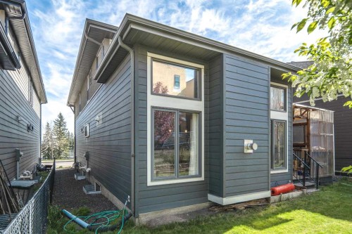 767 Shawnee Drive Sw, Calgary, AB - Outdoor With Exterior