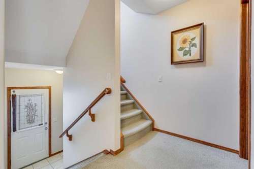 112 6 Avenue, Strathmore, AB - Indoor Photo Showing Other Room