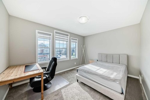 43 Carrington Crescent Nw, Calgary, AB - Indoor Photo Showing Bedroom