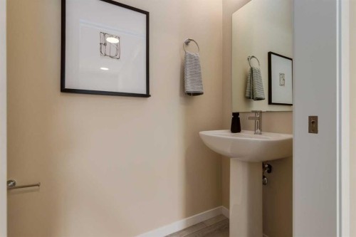 36 Ellen Lane, Crossfield, AB - Indoor Photo Showing Bathroom