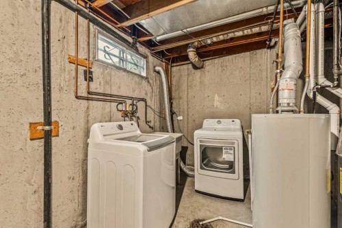 4716B 44 Avenue Ne, Calgary, AB - Indoor Photo Showing Laundry Room