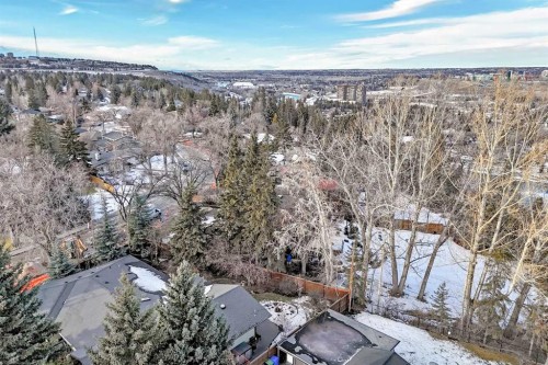 3552 2 Avenue Sw, Calgary, AB - Outdoor With View