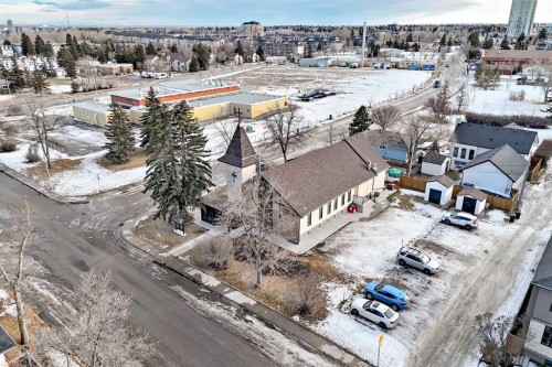 3552 2 Avenue Sw, Calgary, AB - Outdoor With View