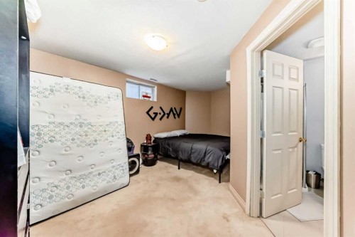 52 Douglas Ridge Close Se, Calgary, AB - Indoor
