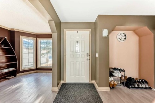 52 Douglas Ridge Close Se, Calgary, AB - Indoor Photo Showing Other Room