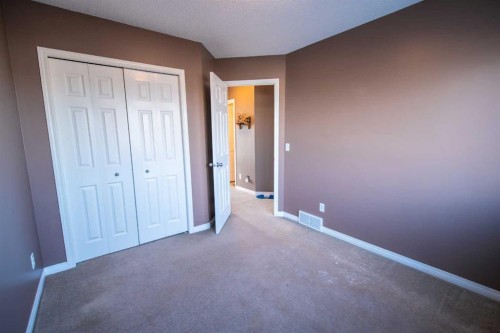 11 Saddlebrook Mews Ne, Calgary, AB - Indoor