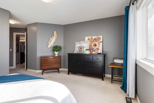 27 Tuscany Estates Drive Nw, Calgary, AB - Indoor Photo Showing Bedroom