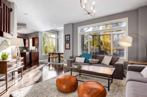 27 Tuscany Estates Drive Nw, Calgary, AB - Indoor Photo Showing Living Room