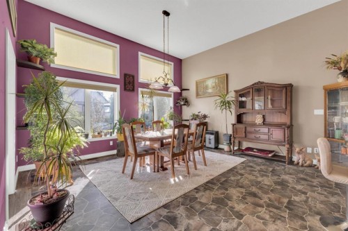 79 Harrison Green, Olds, AB - Indoor Photo Showing Dining Room