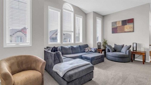 1120 Windhaven Close Sw, Airdrie, AB - Indoor Photo Showing Living Room