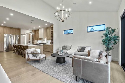 56 Lissington Drive Sw, Calgary, AB - Indoor