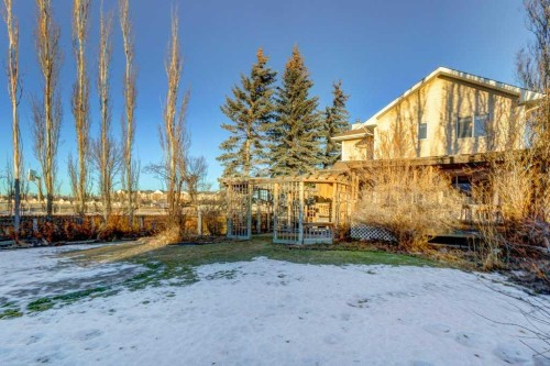 5 Inverness Court Se, Calgary, AB - Outdoor