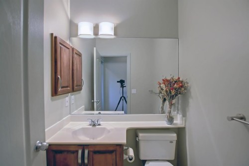 67 Panorama Hills Point Nw, Calgary, AB - Indoor Photo Showing Bathroom