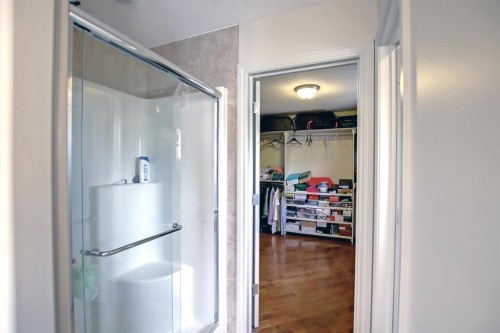 67 Panorama Hills Point Nw, Calgary, AB - Indoor Photo Showing Bathroom