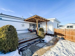 19-5103 61 Avenue  Olds, AB T4H 1L5