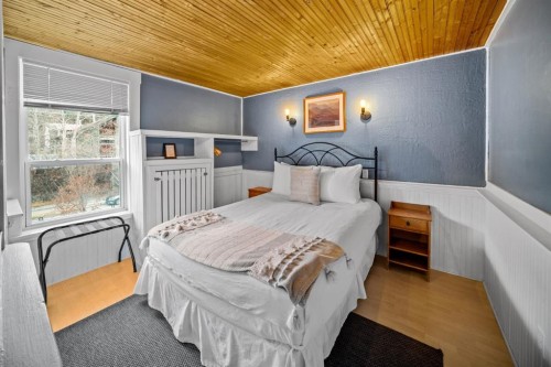 137 Muskrat Street, Banff, AB 