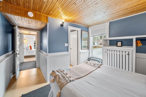 137 Muskrat Street, Banff, AB 