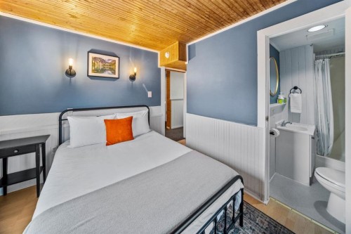 137 Muskrat Street, Banff, AB 