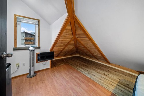 137 Muskrat Street, Banff, AB 