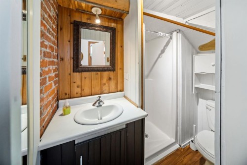 137 Muskrat Street, Banff, AB 