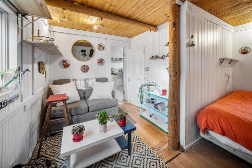 137 Muskrat Street, Banff, AB 