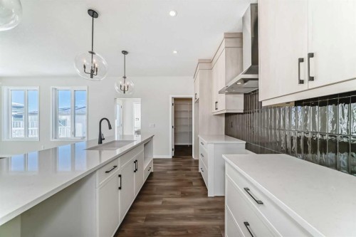 44 Ellen Lane, Crossfield, AB - Indoor Photo Showing Kitchen