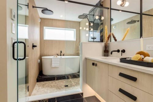 75 Bluerock Terrace Sw, Calgary, AB - Indoor Photo Showing Bathroom