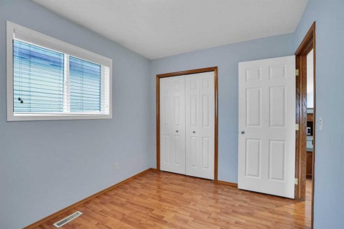 193 Martindale Drive Ne, Calgary, AB - Indoor