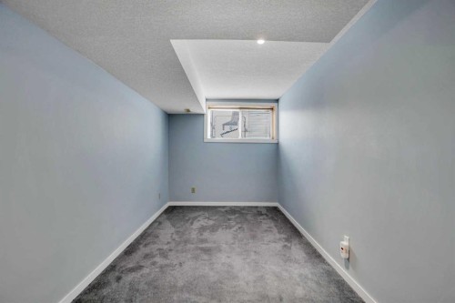 193 Martindale Drive Ne, Calgary, AB - Indoor Photo Showing Other Room