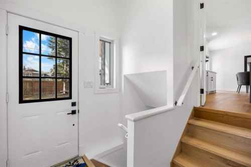 1040 Lake Ontario Drive Se, Calgary, AB - Indoor Photo Showing Other Room