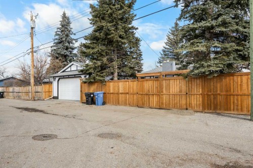 1040 Lake Ontario Drive Se, Calgary, AB - Outdoor