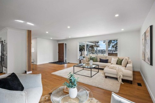 1040 Lake Ontario Drive Se, Calgary, AB - Indoor Photo Showing Living Room