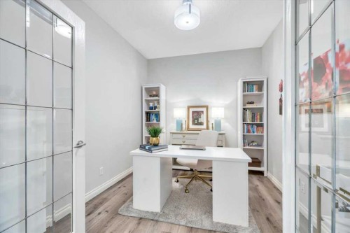 64 Discovery Woods Villas Sw, Calgary, AB - Indoor Photo Showing Office