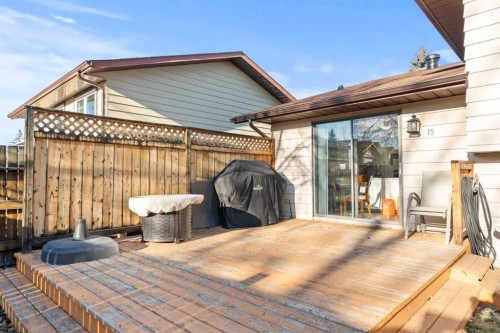 15 Beacham Rise Nw, Calgary, AB - Outdoor With Deck Patio Veranda With Exterior