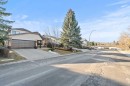 15 Beacham Rise Nw, Calgary, AB  - Outdoor 