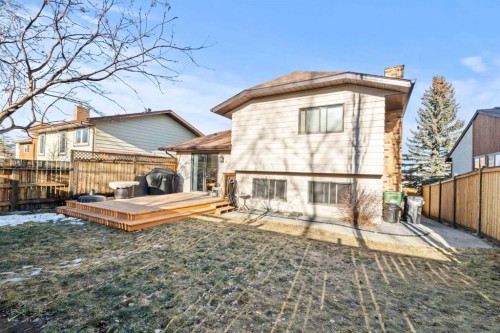 15 Beacham Rise Nw, Calgary, AB - Outdoor With Deck Patio Veranda