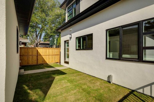 3444 Lane Crescent Sw, Calgary, AB - Outdoor With Exterior