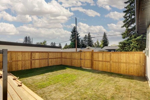 3444 Lane Crescent Sw, Calgary, AB - Outdoor