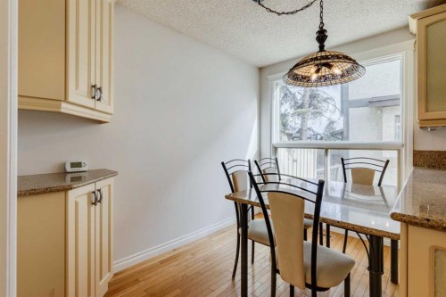 203 Edgeland Road Nw, Calgary, AB - Indoor Photo Showing Dining Room