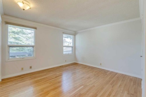 203 Edgeland Road Nw, Calgary, AB - Indoor Photo Showing Other Room