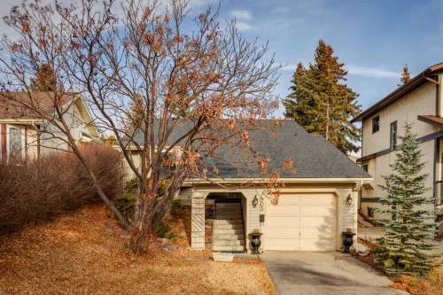203 Edgeland Road Nw, Calgary, AB - Outdoor