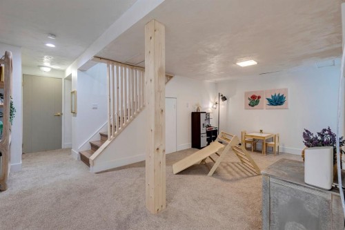 840 Archwood Road Se, Calgary, AB - Indoor