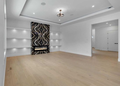 223 Kinniburgh Loop, Chestermere, AB - Indoor Photo Showing Other Room